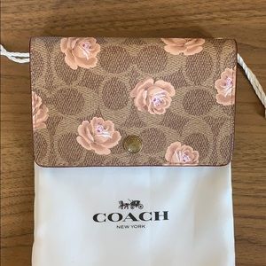 NEW Coach Pink Floral Card Wallet